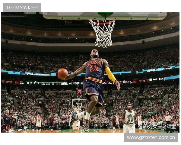 以卡尔德隆称詹姆斯为历史最佳并赞其超长巅峰状态篮球生涯持续统治力